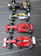 4 x Formule 1 racewagens - auto's o.a. Ferrari F2005 + F2008, Kinderen en Baby's, Speelgoed | Speelgoedvoertuigen, Ophalen of Verzenden