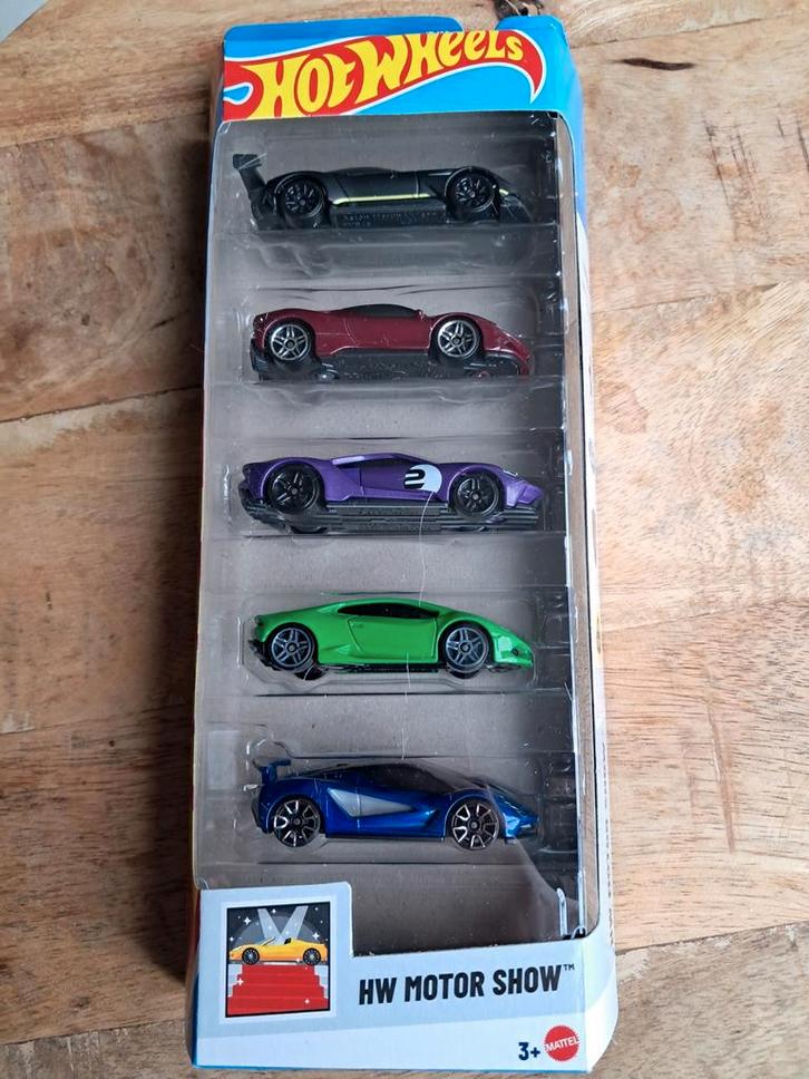 Hot Wheels Motor Show 5 pack Ferrari Lamborghini Lotus ovp, Hobby en Vrije tijd, Modelauto's | Overige schalen, Nieuw, Auto, Ophalen of Verzenden