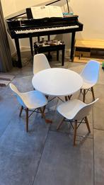Kinder setje tafel met 4 stoeltjes, Kinderen en Baby's, Kinderkamer | Tafels en Stoelen, Ophalen of Verzenden, Gebruikt, Tafel(s) en Stoel(en)