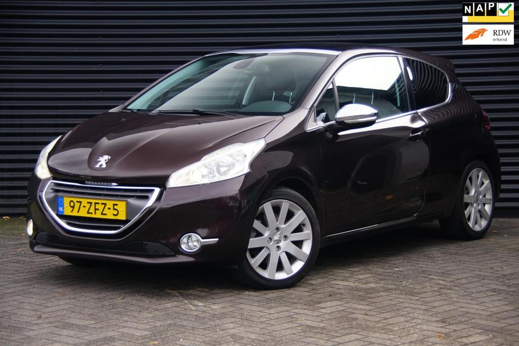 Peugeot 208 1.6 THP Allure 156PK | Pano | Navi | Half leder, Voorwielaandrijving, Euro 5, Navigatiesysteem, Gebruikt