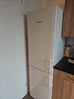 Koel-vriescombinatie - 60cm breed, 175cm hoog, Witgoed en Apparatuur, Koelkasten en IJskasten, Gebruikt, 200 liter of meer, 45 tot 60 cm