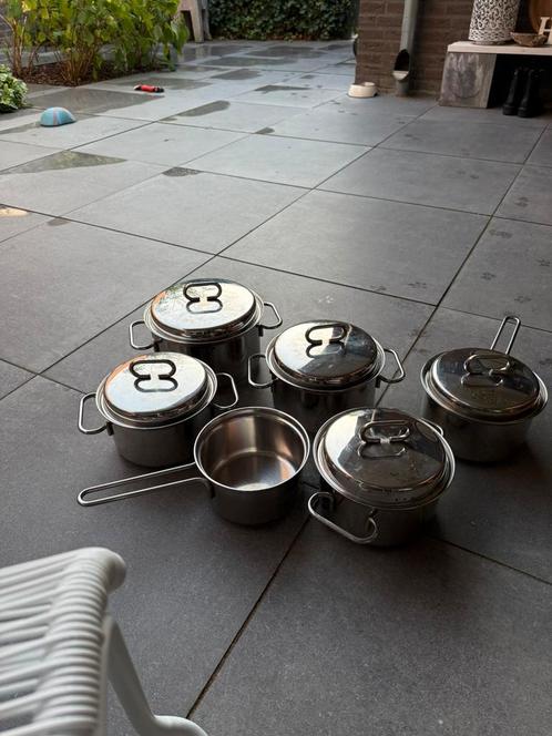 Brabantia pannenset 6-delig, Huis en Inrichting, Keuken | Potten en Pannen, Gebruikt, Pannenset, Rvs, Keramische plaat, Ophalen