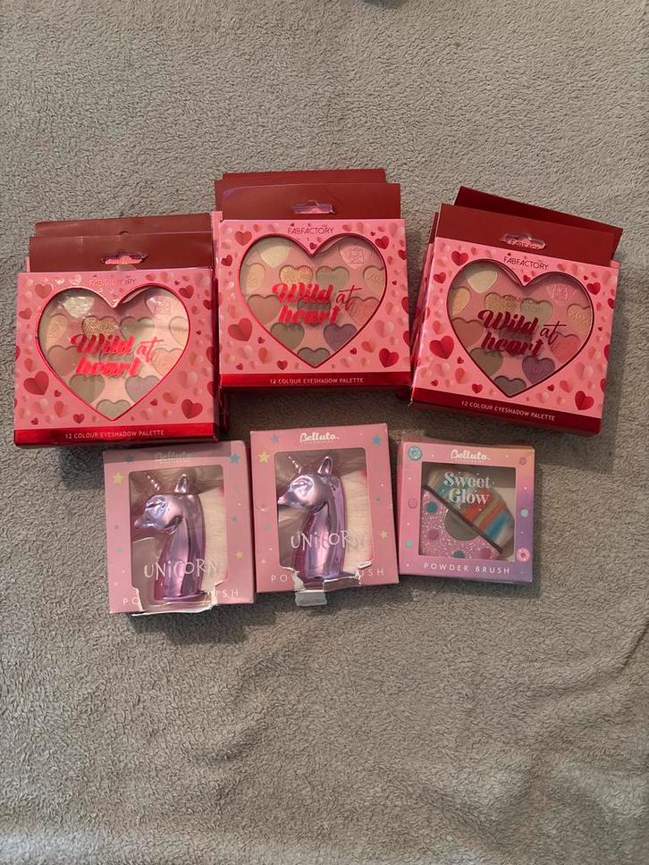 Partij Make-up Set - Oogschaduw & Kwasten, Sieraden, Tassen en Uiterlijk, Uiterlijk | Cosmetica en Make-up, Nieuw, Make-up, Ogen