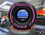 Formule 1 band Pirelli Paars Super  - Soft (VOORBAND), Ophalen, Gebruikt, Formule 1