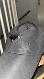 1 op 1 prada pet, Ophalen of Verzenden, Zo goed als nieuw, One size fits all, Pet