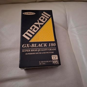 2x Maxell GX-BLACK E180 VHS cassettes beschikbaar voor biedingen
