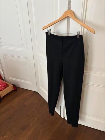 H&M Studio zwarte strakke broek, fitting legging, maat 34/36 beschikbaar voor biedingen
