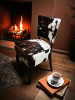 Luxe Bistro Stoel in Koeienhuid - Snelle Levering!, Huis en Inrichting, Stoelen, Bistro, Overige kleuren, Nieuw, Hout