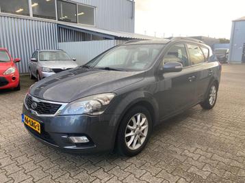 Kia Cee'd Sporty Wagon 1.6 X-ecutive / Clima / Navi / Cruise beschikbaar voor biedingen