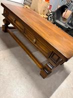 Mooie gedetailleerde houten tafel. Jaren 50, Huis en Inrichting, Gebruikt, Minder dan 50 cm, Rechthoekig, 50 tot 100 cm