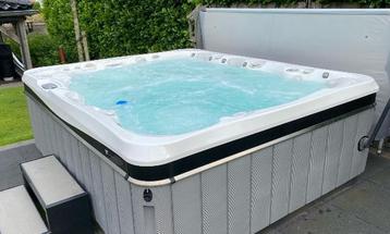 ❤️‍🔥 JACUZZI ❤️‍🔥 DEMO MODEL ❤️‍🔥 5 JAAR GARANTIE ❤️‍🔥 beschikbaar voor biedingen