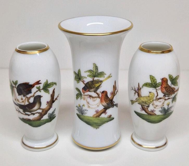 Drie Herend miniatuur vaasjes Rothschild Bird decor., Antiek en Kunst, Antiek | Porselein, Ophalen of Verzenden