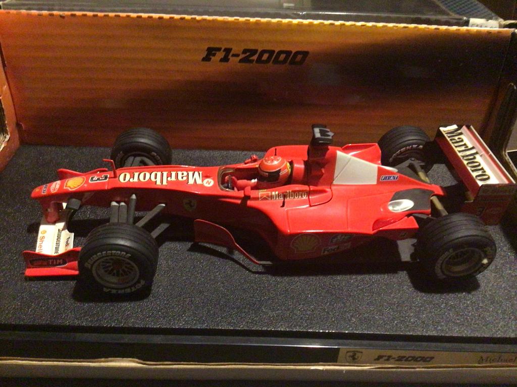 Ferrari M. Schumacher F-1 2000 1:18 (Nog af te maken), Hobby en Vrije tijd, Modelauto's | 1:18, Ophalen of Verzenden, Zo goed als nieuw