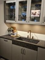 Showroomkeuken Labrador, Huis en Inrichting, Keuken | Complete keukens, Ophalen, Overige typen, Grijs, Graniet of Steen