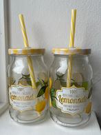 Glazen beker met rietjes, Huis en Inrichting, Keuken | Servies, Ophalen, Glas of Glazen, Gebruikt, Glas