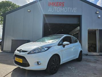 Ford Fiesta 1.25 Trend Champions League Edition beschikbaar voor biedingen