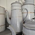 koffie keteltje koffiekan wit emaille met gouden bies, Antiek en Kunst, Antiek | Emaille, Ophalen of Verzenden