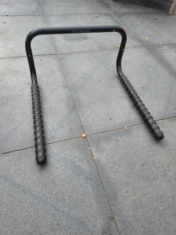 Decathlon muurbevestiging fietsrek beschikbaar voor biedingen