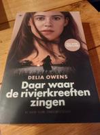 Boek Daar waar de rivierkreeften zingen Delia Owens Roman, Ophalen of Verzenden, Zo goed als nieuw, Delia Owens