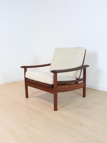 vintage fauteuil beschikbaar voor biedingen