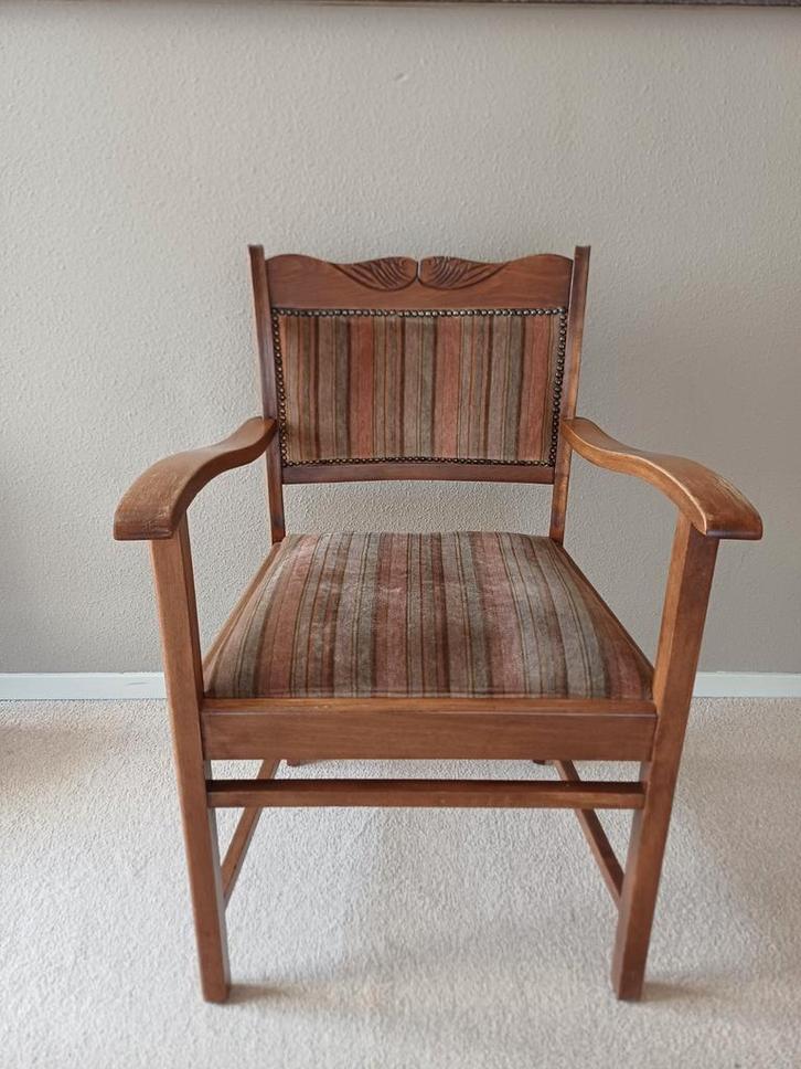 Vintage Houten Armstoel, Antiek en Kunst, Antiek | Meubels | Stoelen en Banken, Ophalen