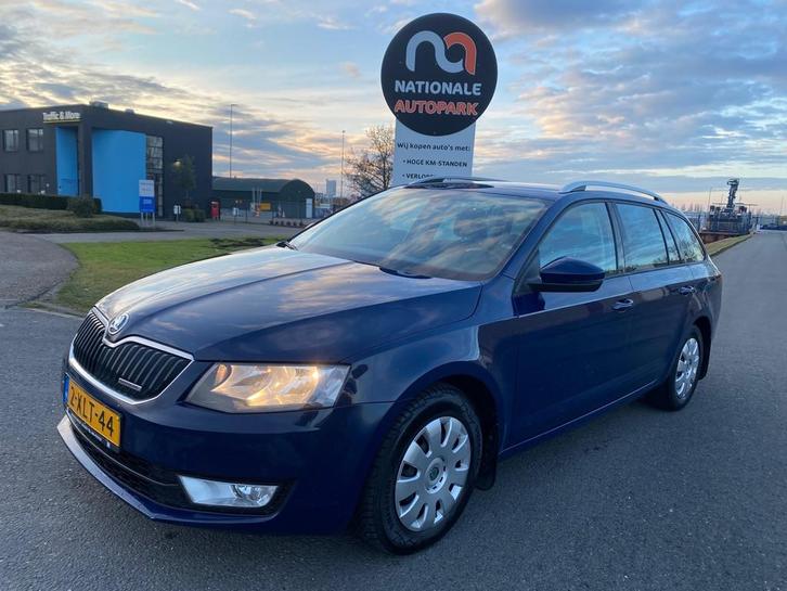 Skoda Octavia Combi 2014 * 1.6 TDI Greenline *EURO 5 * APK T, Auto's, Skoda, Bedrijf, Te koop, Octavia, ABS, Airbags, Airconditioning