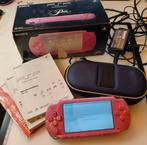 Sony PSP 1004 pink met hoes en 3 films, Ophalen of Verzenden, Zo goed als nieuw, Roze, PSP