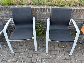 2 Valeur tuinstoelen - frames nieuw gecoat - topkwaliteit  beschikbaar voor biedingen