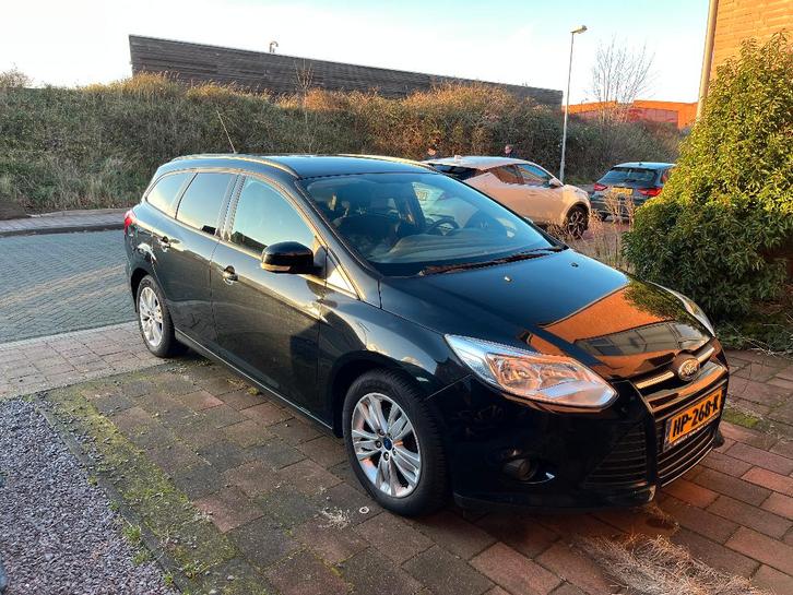 Ford Focus 1.0Ecoboost Titanium 125PK Nieuwe distributieriem, Auto's, Ford, Particulier, Focus, ABS, Airbags, Airconditioning