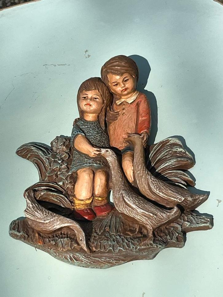 ASV Wandrelief Kinderen met Ganzen, Antiek en Kunst, Kunst | Beelden en Houtsnijwerken, Ophalen of Verzenden