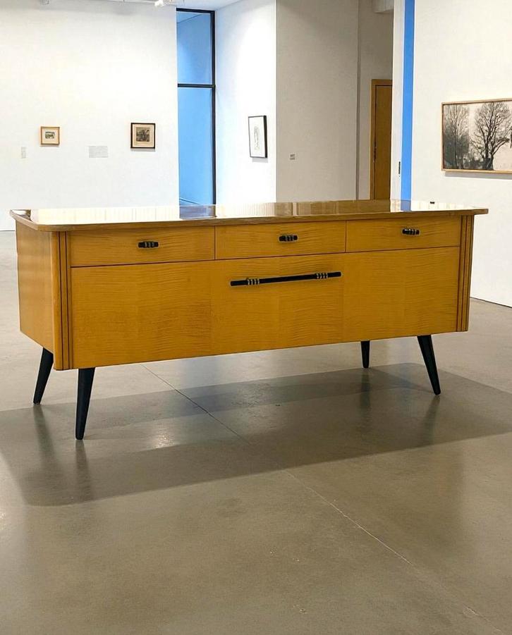 Vintage lowboard | sideboard | dressoir | wandkast, Huis en Inrichting, Kasten | Dressoirs, Gebruikt, 100 tot 150 cm, 25 tot 50 cm