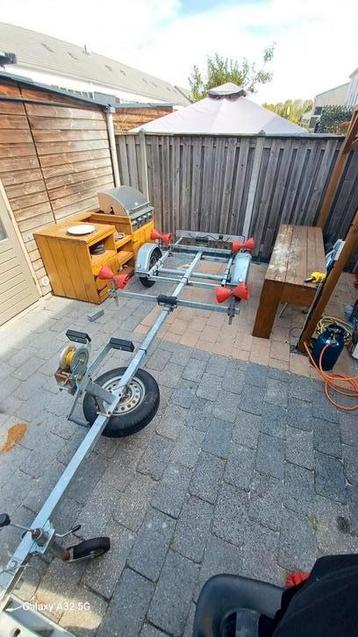Rubberboot trailer trailer boot beschikbaar voor biedingen