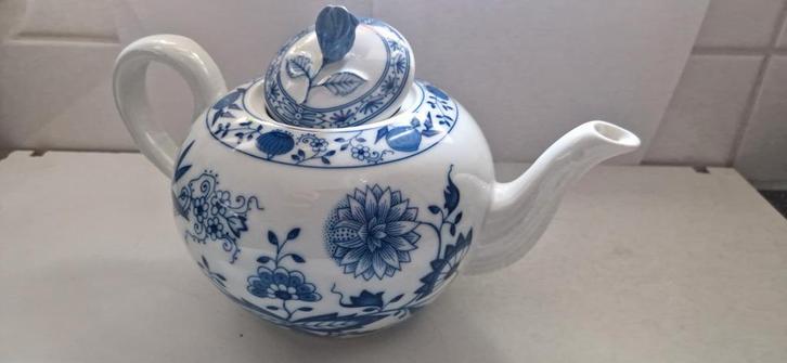 Hutschenreuther Maria Theresia Zwiebelmuster Theeservies, Huis en Inrichting, Keuken | Servies, Gebruikt, Overige stijlen, Porselein