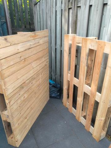 Houten Pallets - 3/4 stuks beschikbaar voor biedingen