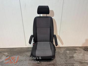 Stoel links van een Volkswagen Transporter beschikbaar voor biedingen