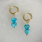 Oorringen Rvs Goud met bedels turquoise natuursteen hartjes, Overige materialen, Hangers, Verzenden, Nieuw