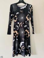 Halloween jurk spinnenweb maat S, Kleding | Dames, Zwart, Ophalen of Verzenden, Zo goed als nieuw, Knielengte