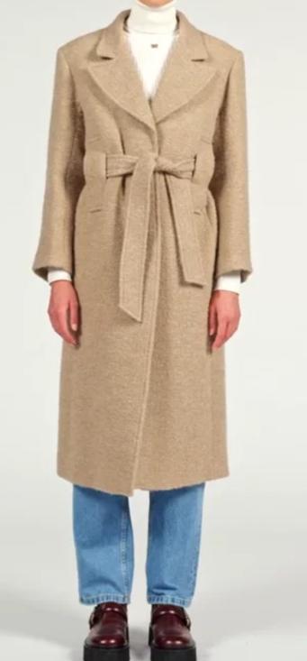 Sandro Paris Bouclé Mantel Maat 40 - Luxe & Elegant, Kleding | Dames, Jassen | Winter, Zo goed als nieuw, Maat 38/40 (M), Beige