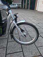 🌞After summer SALE🌞 Gazelle Cabby Bakfiets, Fietsen en Brommers, Fietsen | Bakfietsen, Gebruikt, Huif, Gazelle, Info@gazelle.nl
