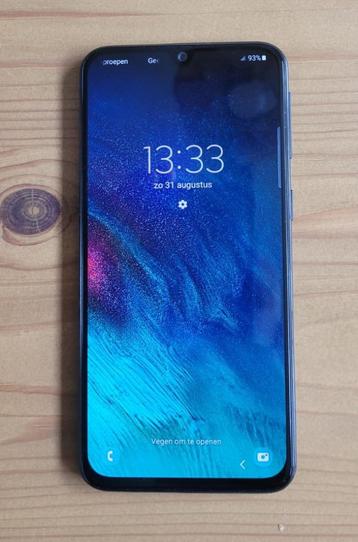 Samsung A40 beschikbaar voor biedingen