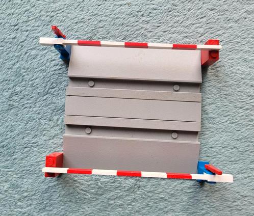 Lego trein 4,5 - 12 Volt blauwe rails spoorweg overgang., Kinderen en Baby's, Speelgoed | Duplo en Lego, Gebruikt, Lego, Complete set