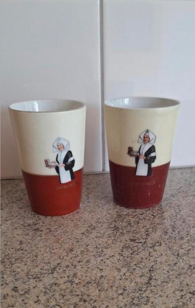 2 Cacao Droste Bekers, Antiek en Kunst, Antiek | Servies los, Ophalen of Verzenden