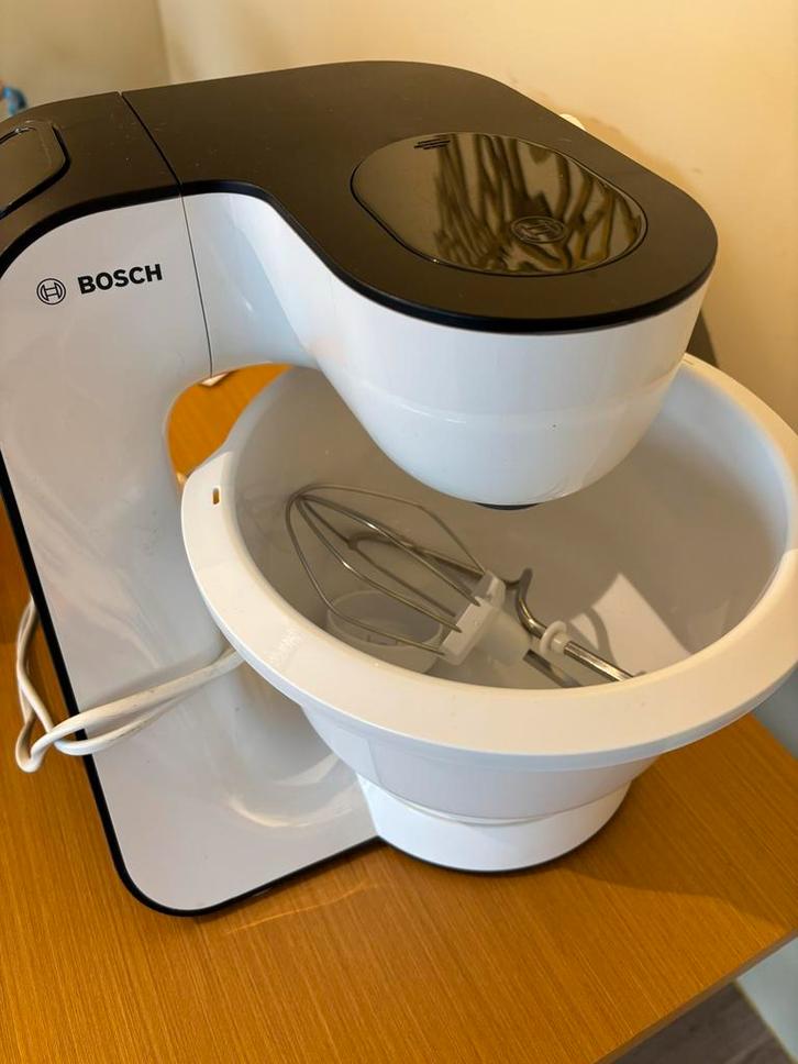 Bosch MUM5 700W Keukenmachine, Witgoed en Apparatuur, Keukenmixers, Gebruikt, 3 tot 4 liter, 3 snelheden of meer, Vaatwasserbestendig