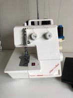 Coverlock bernina 009DCC, Hobby en Vrije tijd, Naaimachines en Toebehoren, Ophalen of Verzenden, Gebruikt, Lockmachine, Bernina