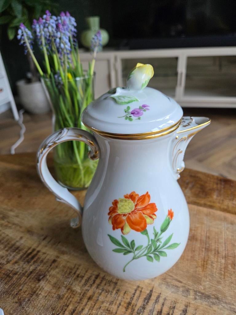 Porseleinen Koffiekan Meissen, Antiek en Kunst, Antiek | Servies los, Ophalen of Verzenden
