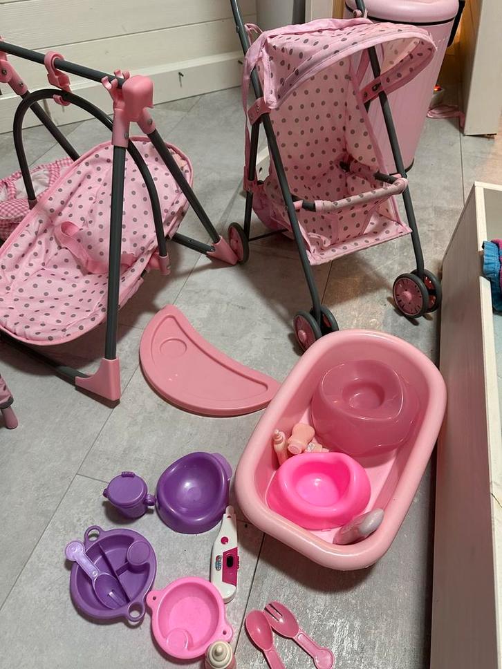 Poppen Accessoires Set + Pop & Kleding, Kinderen en Baby's, Speelgoed | Poppen, Gebruikt, Babypop, Ophalen