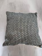 Kusfly Ikea kussen - zwart, wit, beige, Huis en Inrichting, Woonaccessoires | Kussens, Ophalen of Verzenden, Zo goed als nieuw