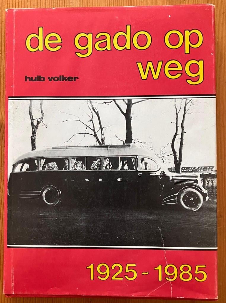 De Gado Op Weg - Hulb Volker - Bus Geschiedenis, Ophalen of Verzenden, Zo goed als nieuw, Hulb Volker, Bus