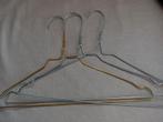 Gezocht draad kledinghangers - stomerij hangers metaal, Kleding | Dames, Ophalen of Verzenden, Zo goed als nieuw, Metaal