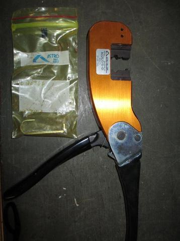 Professionele Tangen oa Astro en Cannon plugs. beschikbaar voor biedingen